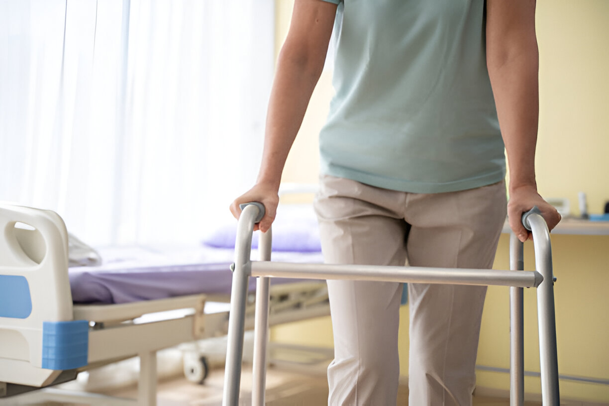 Partial Hip Replacement in Delhi - patient walking after bipolar hemiarthroplasty